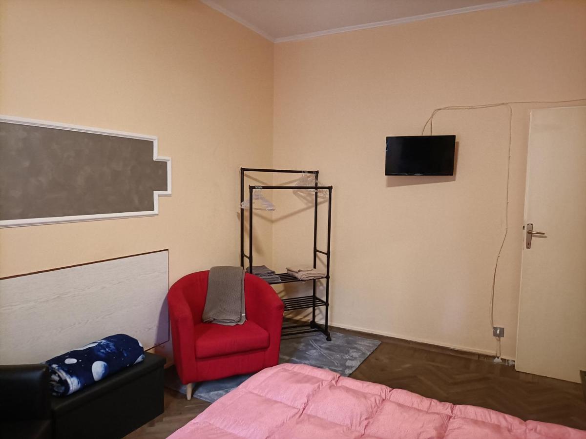 Sant'Orsola Bologna Appartamento ภายนอก รูปภาพ